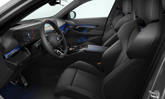 BMW M5 Limousine V8 M Hybrid, pano, B&W, 21", tr.haak, stl.ventilatie, memory, keyless, leder, privacy
