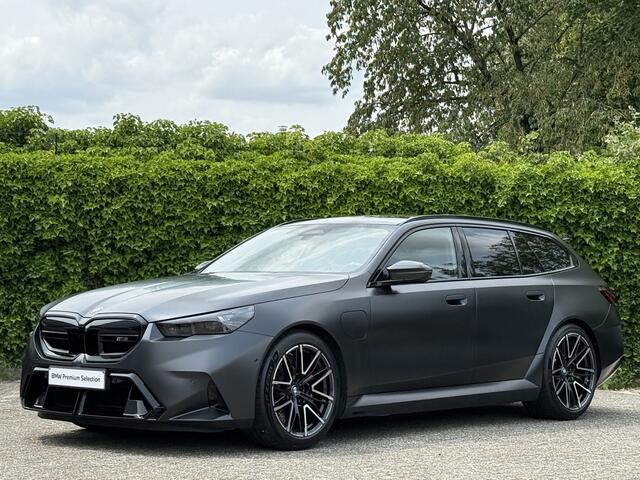 BMW M5 Touring | M Driver's Pack | Panorama | Carbon | Stuurverw. | Bowers & Wilkins | Trekhaak