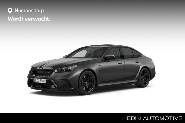 BMW M5 5-serie | Frozen mat black | Bowers & wilkins | Stoelventilatie | Alcantara hemel