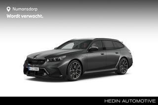 bmw-m5-touring--panorama--carbon-