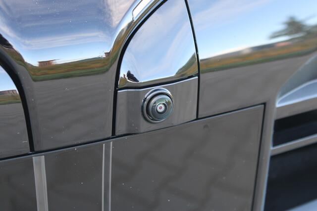 BMW M5 5-serie Touring | Direct leverbaar | Adaptieve cruise control | Uitklapbare trekhaak | 360° camera | Apple carplay/Android auto | 100% dealer onderhouden | Stoel verwarming + ventilatie |