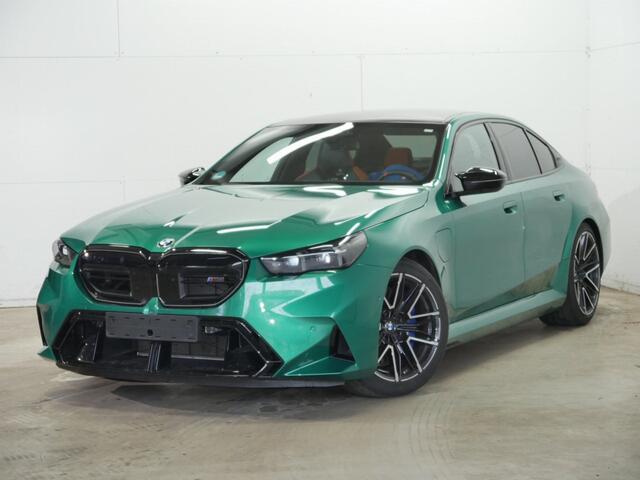BMW M5 5-serie Sedan | Bowers & Wilkins | Driving Assistant Professional | Panorama | Trekhaak | Ventilatie | Wordt Verwacht
