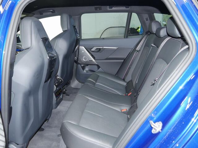 BMW M5 5-serie Touring Touring | Personal CoPilot | Bowers & Wilkins Surround Sound | Trekhaak | M Driver's Pack | Wordt verwacht