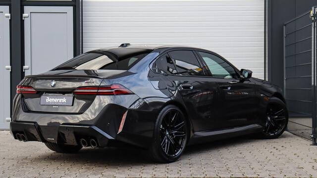 BMW M5 Sedan | Carbon Pack | Stoelventilatie | Comfort Pack | Bowers & Wilkins | Head-up