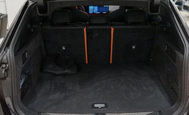 BMW M5 Touring M Drivers Pack ** Panodak ** Trekhaak ** Carbon ** Comfort pack ** Driving Ass. Prof. 21 inch ** Ventilatie **