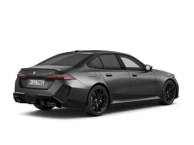 BMW M5 Sedan M Driver's Pack | M Drive Professional | Comfort Pack | Bowers & Wilkins | M Carbon-keramische remmen
