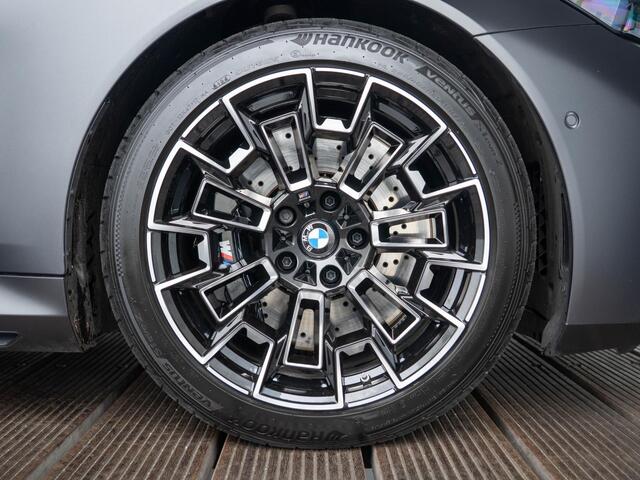 BMW M5 Touring | PPF | M Driver's Pack | M Drive Professional | Verwarmd Stuurwiel | Stoelventilatie | Bowers & Wilkins | Comfort Access | Panoramadak | Trekhaak