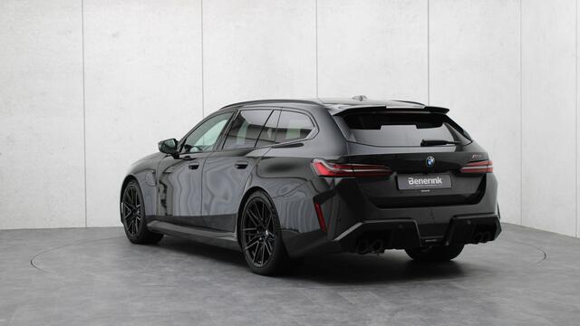 BMW M5 Touring | Ultimate Package | M Driver's Package | Stoelventilatie | Trekhaak | Bowers & Wilkins | Carbon