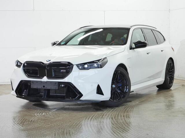 BMW M5 Touring M5 Touring | Trekhaak | Ventilatie | CoPilot | Bowers & Wilkins | M Driver's Package