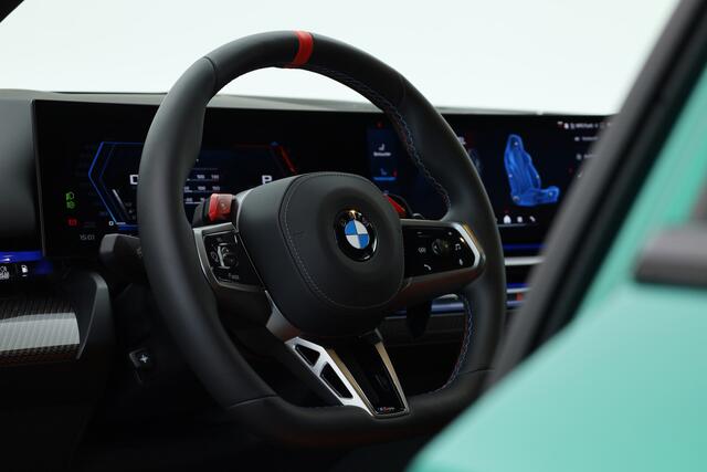 BMW M5 5-serie 727pk | Ultimate Pack | Keramisch | Carbon | Driving Assistant Pro. | B&W