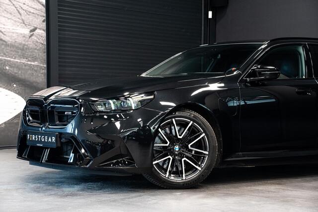 BMW M5 5-serie Touring *Bowers & Wilkins / Carbon-interieur / Stoelventilatie / Panorama / Memory / Keyless / Surround-View*