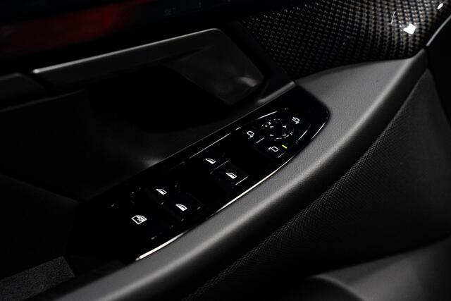 BMW M5 5-serie Touring *Bowers & Wilkins / Carbon-interieur / Stoelventilatie / Panorama / Memory / Keyless / Surround-View*