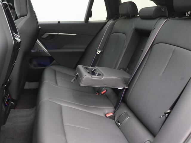 BMW M5 5-serie Touring 728PK Aut. Keramische remschijven, Panoramadak, Head-Up Display, Adaptieve Cruise Controle, Keyless, Side Assist, M-Drivers Pack, Bower&Wilkins Audio, Comfort Pack, Trekhaak, 21" LM Velgen