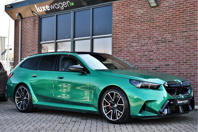 BMW M5 5-serie Touring Pano M-Driver Co-Pilot Carbon Alc-hemel B&W Alarm4