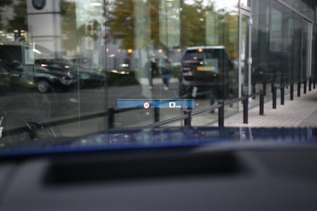 BMW M5 Automaat / Panoramadak / Stoelventilatie / Bowers & Wilkins / M Multifunctionele voorstoelen / Adaptieve LED / Parking Assistant Plus / Driving Assistant Professional