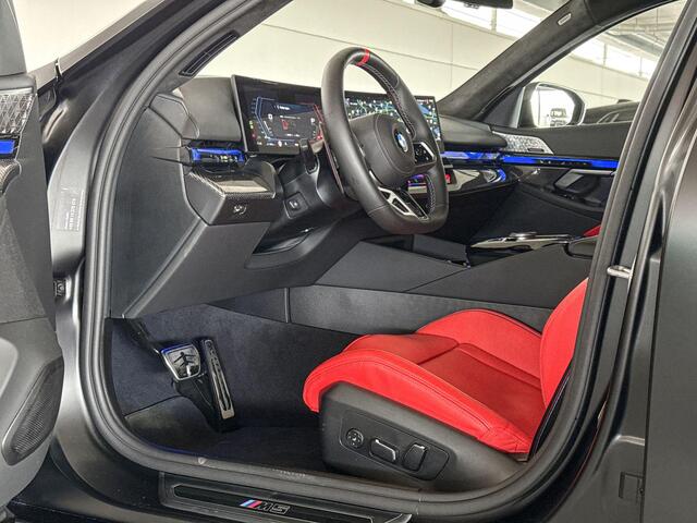 BMW M5 Touring | Keramische remschijven | Trekhaak | M Driver's Pack