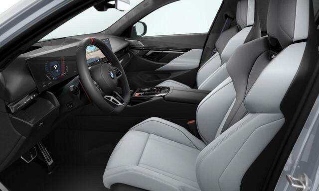 BMW M5 Touring | Keramische remmen | Driving Assistant Plus | COmfort Pack | Alcantara hemelbekleding