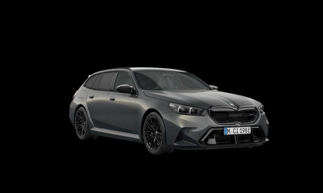 BMW M5 Touring V8 M Hybrid, Akrapovic, M Performance, Sonderlackierung, Ultimate Package, ceramic, pano, B&W, 21", stl.ventilatie, memory, carbon, leder, privacy