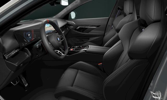 BMW M5 Touring V8 M Hybrid, Akrapovic, M Performance, Sonderlackierung, Ultimate Package, ceramic, pano, B&W, 21", stl.ventilatie, memory, carbon, leder, privacy