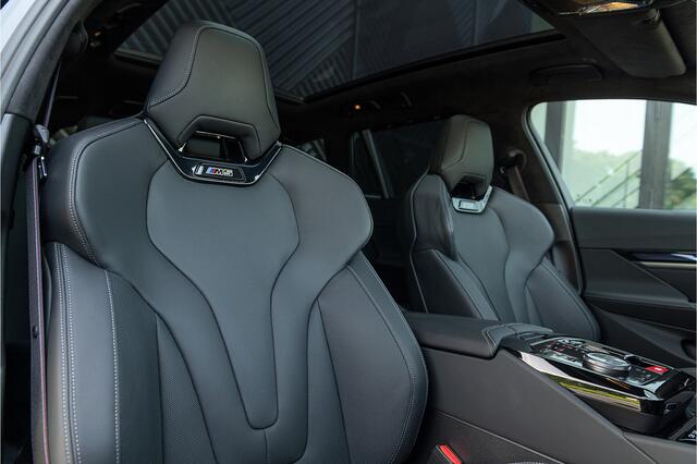 BMW M5 Touring V8 Hybride M Keramisch Pano Alcant.Hemel Bowers&Wilkins Trekhaak