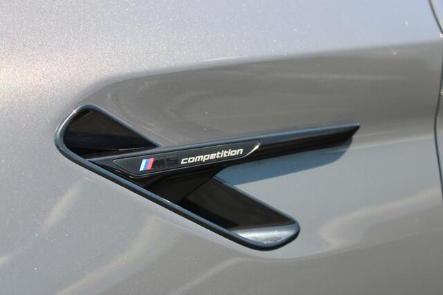BMW M5 5 Serie Competition Automaat / Laserlight / M Multifunctionele Stoelen / Soft Close / Comfort Access / Parking Assistant Plus / Stuurverwarming