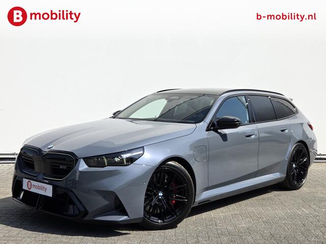 BMW M5 5-serie Touring M-Drivers Package Origineel NL Panoramadak Trekhaak | Bowers&Wilkins | Stoelverwarming/Ventilatie | Head-Up | Adaptieve LED Koplampen