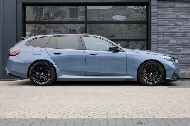 BMW M5 5-serie Touring | KERAMISCH | BTW | M-DRIVE PROFESSIONAL | CARBON SPLITTER | COMFORT-PACK | ALCANTARA | 4X STOELVERW |
