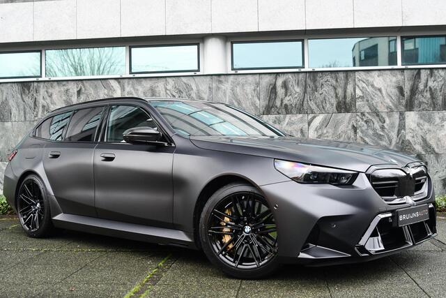 BMW M5 Touring M5 Individual lak |Keramisch|Carbon|Trekhaak|