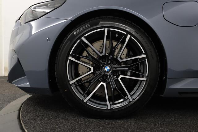 BMW M5 Touring | M Drivers Pack | Comfort Pack | Bowers & Wilkins | Panoramadak