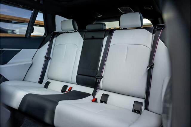 BMW M5 5-serie Touring - Panorama | Bowers & Wilkins | Brooklyn Grau | Stoelkoeling