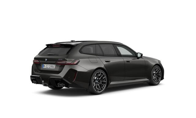 BMW M5 Touring | M Driver's Pack | Panoramadak | Driving Assistant Professional | Trekhaak