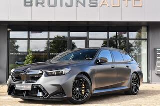 BMW M5 5-serie Touring Frozen Black mat|Trekhaa
