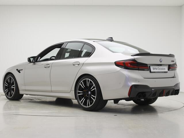 BMW M5 M5 Sedan | Bowers & Wilkins | Driving Assistant Plus | Entertainmentsysteem Professional achterin | Downpipes | Div. Carbon delen | Incl. 12 mnd Bovag garantie.