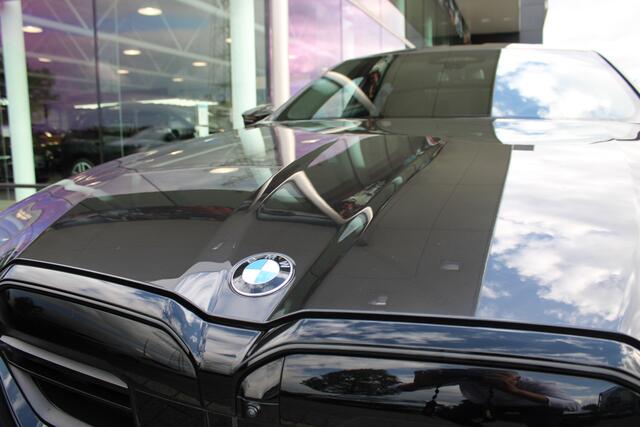 BMW M5 5 Serie Automaat / Trekhaak / M Drive Professional / Comfort Access / Adaptieve LED / Bowers & Wilkins / Stoelventilatie / Parking Assistant Professional
