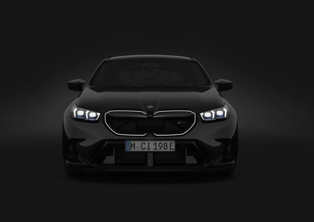 BMW M5 Touring CERAMIC.M-DRIVE PACK.T.HAAK. B&W AUDIO