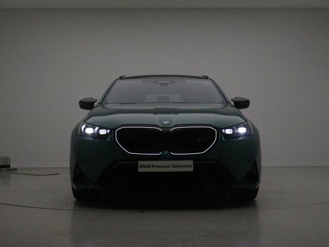 BMW M5 M5 Touring | CoPilot | Trekhaak | Ventilatie | Bowers & Wilkins Surround Sound System | 727 pk | M Isle of Man Green metallic 7ME M-Drivers Package mogelijk