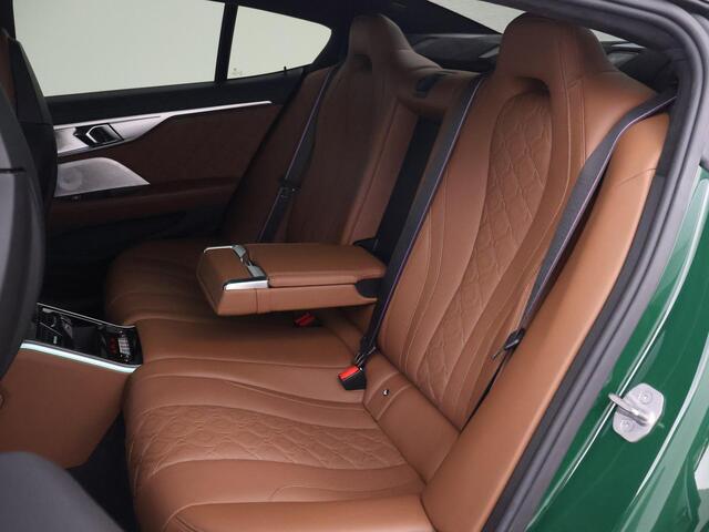 BMW M8 COMPETITION 626 PK IRISH GREEN + BOWERS & WILKINS | KERAMISCHE REMMEN