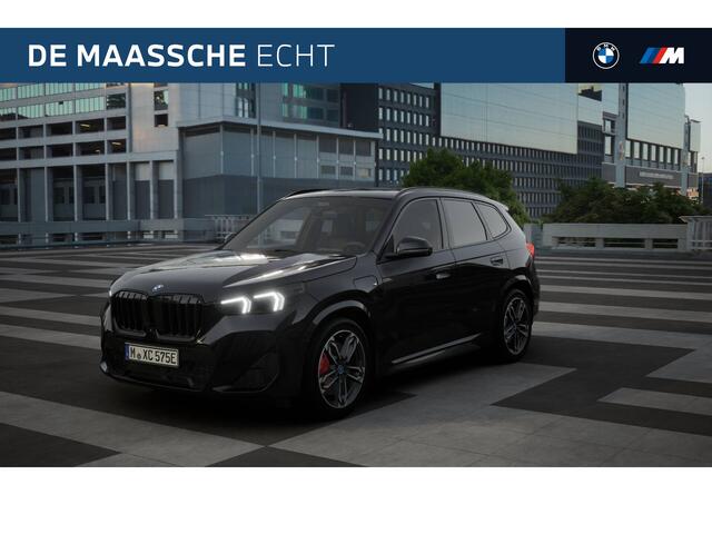 BMW X1 xDrive25e High Executive M Sport Automaat / Panoramadak / Trekhaak / Sportstoelen / Adaptieve LED / M Adaptief onderstel / Parking Assistant Plus / Comfort Access