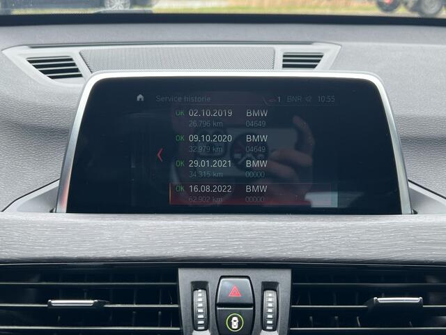 BMW X1 xDrive25i High Executive / Automaat / Trekhaak afneembaar / Harman/Kardon / 230PK / Stoelverw. / DAB /