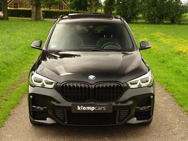 BMW X1 xDrive20i | 4x4 | M-Sport | Full Option! | Trekhk | Pano | Memory | Cam | Ad.Cruise | Carplay