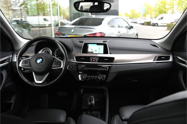 BMW X1 xDrive20i xLine Automaat / Sportstoelen / LED / Park Assistant / Cruise Control / Leder / Stoelverwarming / Adaptive onderstel