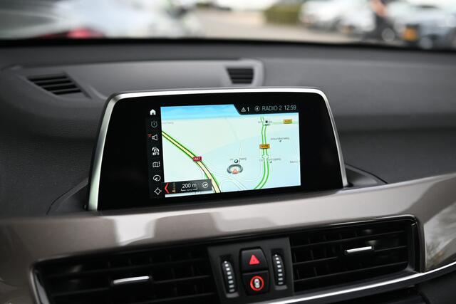 BMW X1 xDrive20i xLine Automaat / Sportstoelen / LED / Park Assistant / Cruise Control / Leder / Stoelverwarming / Adaptive onderstel