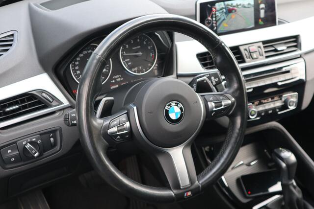 BMW X1 xDrive20i Centennial High Executive | Nieuw Binnen | Navigatie | Pano | H/K Audio | Automaat |