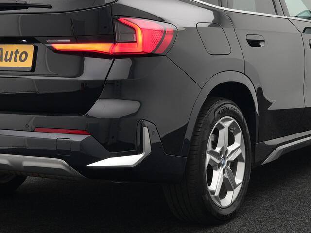BMW X1 xDrive30e 326pk Plug In Hybrid PHEV | Trekhaak Af Fabriek | Harman Kardon | Leder stoelen Verwarmd | Apple Carplay |
