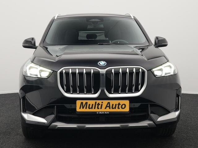 BMW X1 xDrive30e 326pk Plug In Hybrid PHEV | Trekhaak Af Fabriek | Harman Kardon | Leder stoelen Verwarmd | Apple Carplay |