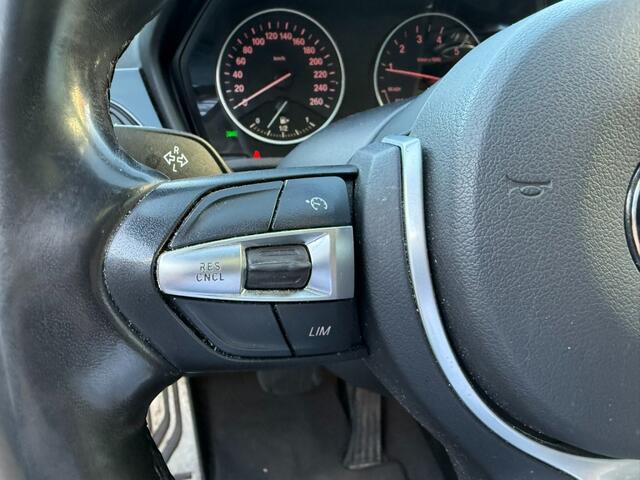 BMW X1 sDrive20i M-Sport,Pano,HUD,Leer,Camera,Trekhk afn.,Stoelverw,Cli