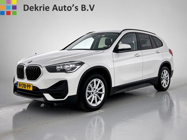 BMW X1 sDrive18i 141PK Automaat Executive / Cruise-ctr. / Lm.velgen / Navigatie / Elektrische Achterklep / Apk apr-2026