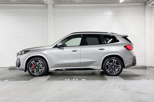 BMW X1 xDrive25e | M-Sport Pro | Travel Pack | Premium Pack | Harman/Kardon | Panoramadak | Comfort Access
