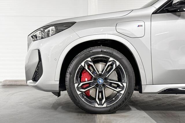 BMW X1 xDrive25e | M-Sport Pro | Travel Pack | Premium Pack | Harman/Kardon | Panoramadak | Comfort Access
