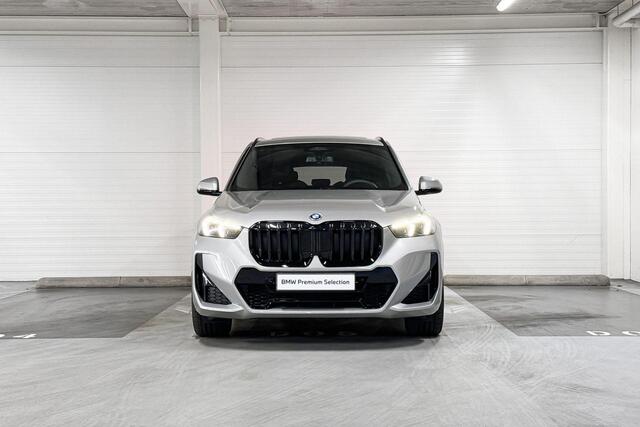 BMW X1 xDrive25e | M-Sport Pro | Travel Pack | Premium Pack | Harman/Kardon | Panoramadak | Comfort Access